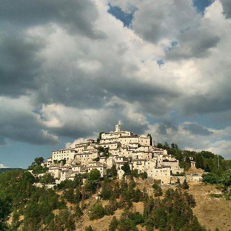 Albergo Diffuso Crispolti Labro Exterior photo