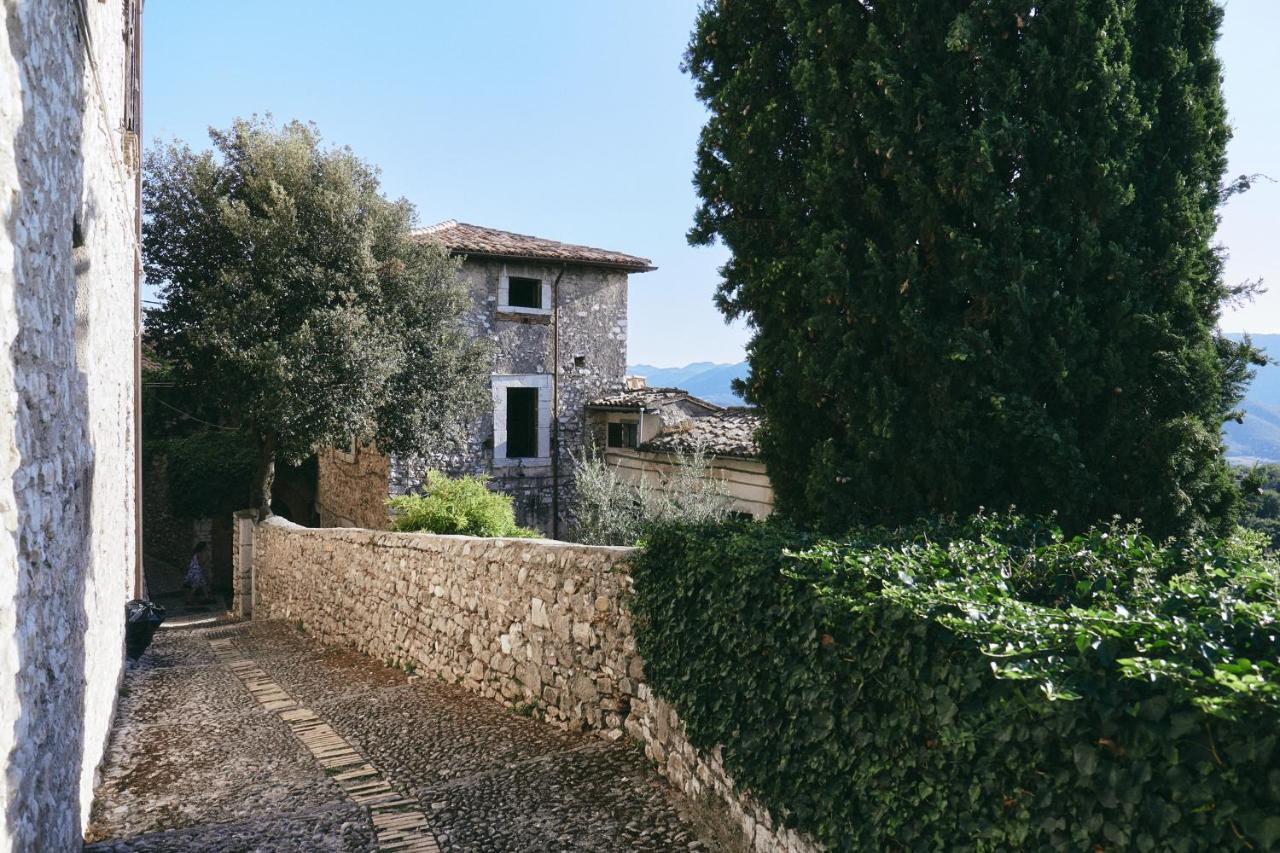 Albergo Diffuso Crispolti Labro Exterior photo