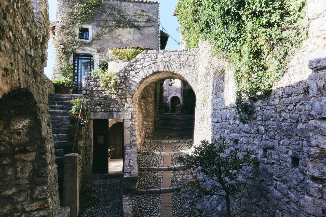 Albergo Diffuso Crispolti Labro Exterior photo