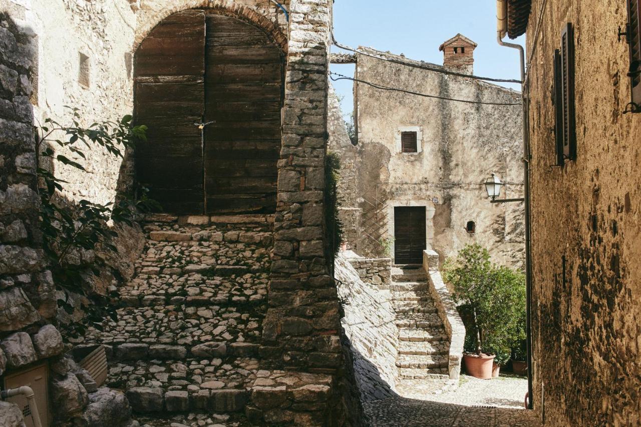 Albergo Diffuso Crispolti Labro Exterior photo