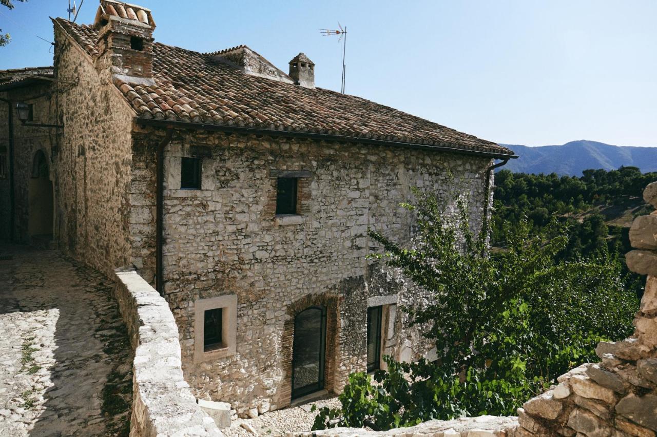 Albergo Diffuso Crispolti Labro Exterior photo
